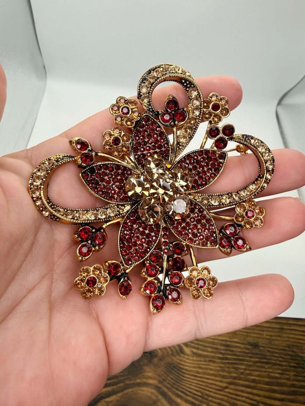 Avon 35 Years 2006 Red Rhinestone Floral Brooch Pin